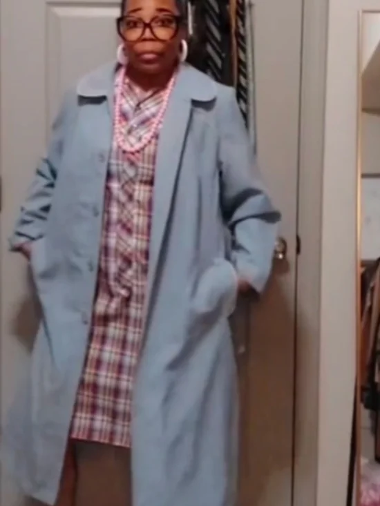 Vintage 60s Light Blue Button-Front Long Coat with White Piping Size Large - Picture 5 of 5